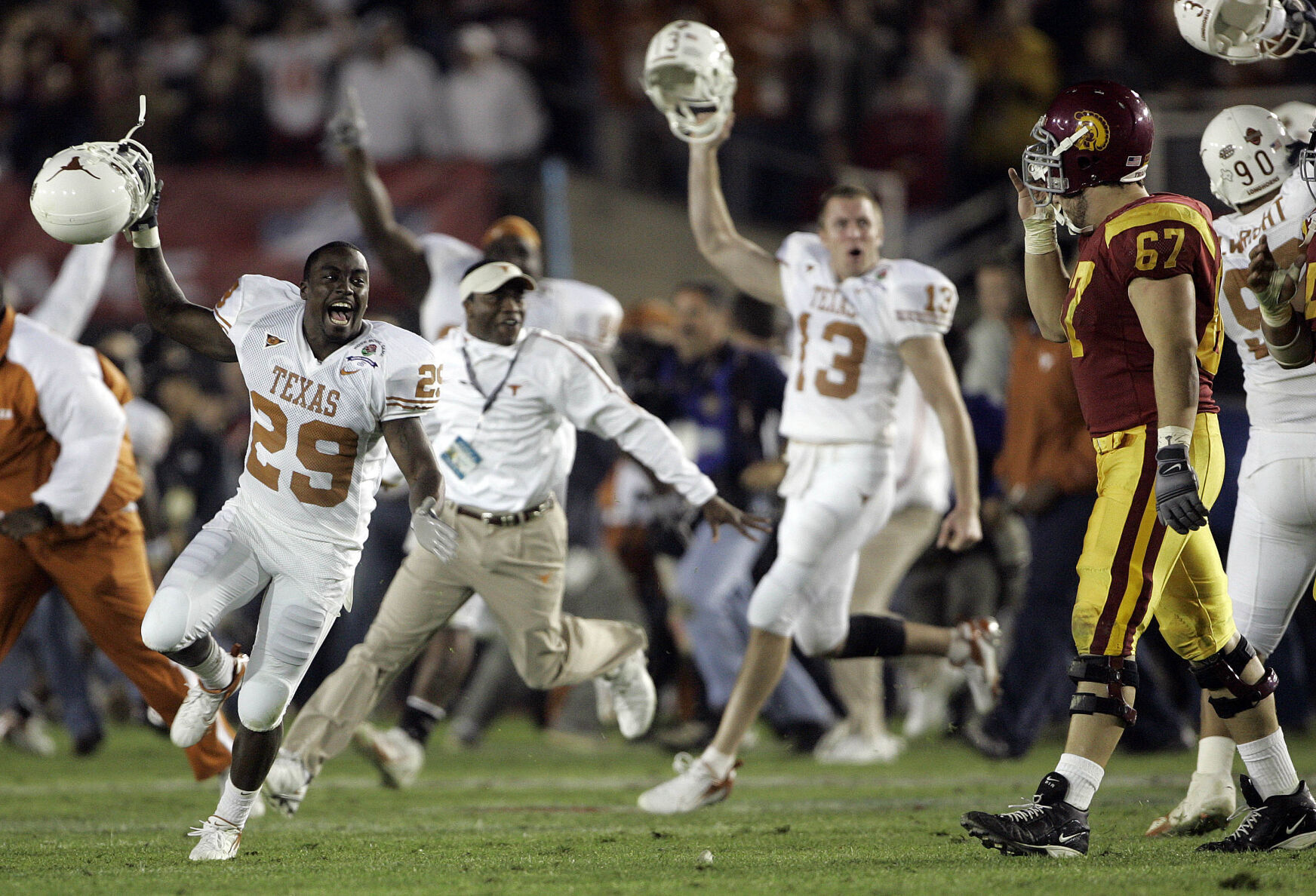 2006: No. 2 Texas ends USC's 34-game winning streak, wins national title